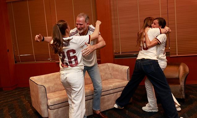 King Felipe VI Celebrates Spain’s World Cup Victory with Queen Letizia and Their Daughters