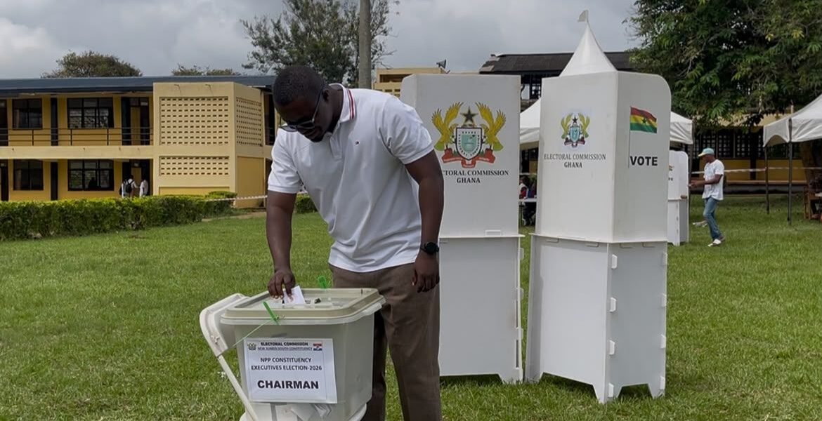 Government accepts CRC's recommendation to move presidential election to November