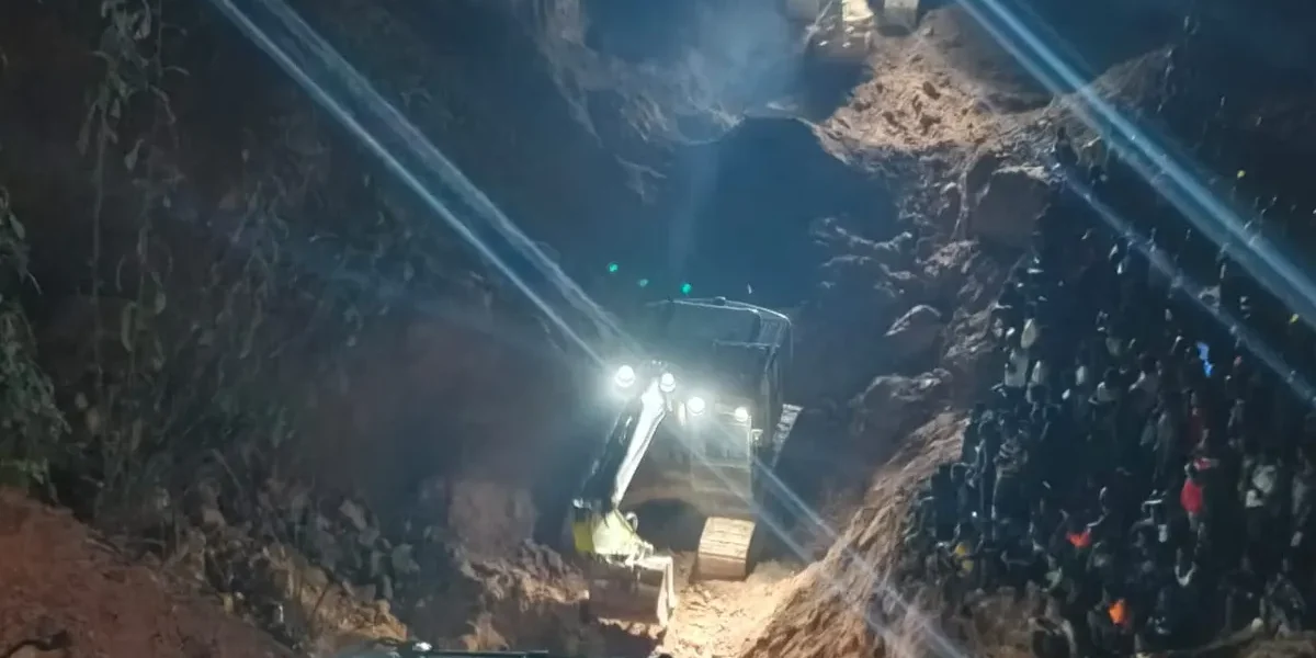 7 dead, one trapped after galamsey pit collapses at Manso Keniago